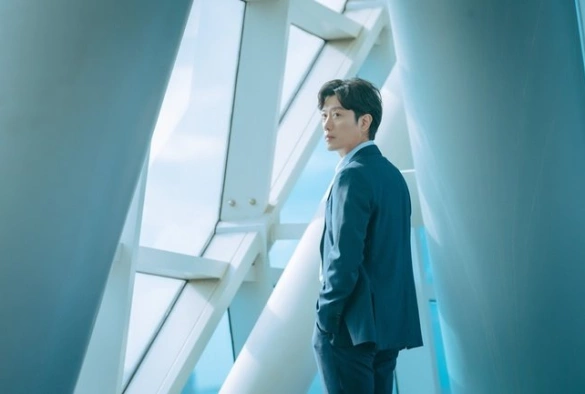 Кадр из дорамы Аферисты по-корейски