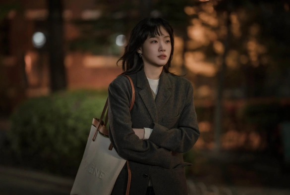 Кадр из дорамы Две женщины