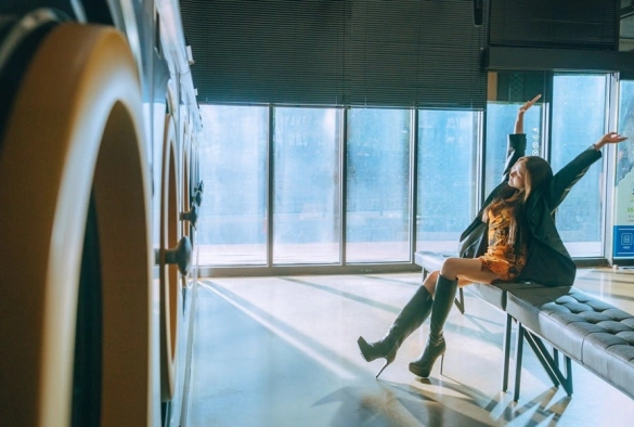 Кадр из дорамы Аферисты по-корейски