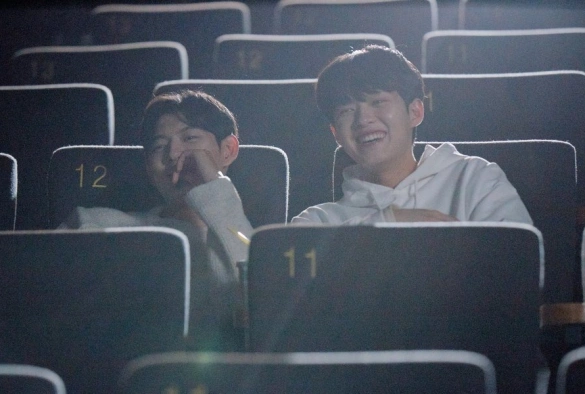 Кадр из дорамы В погоне за ветром