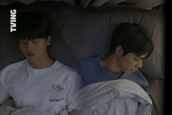 Кадр из дорамы Убийца по соседству