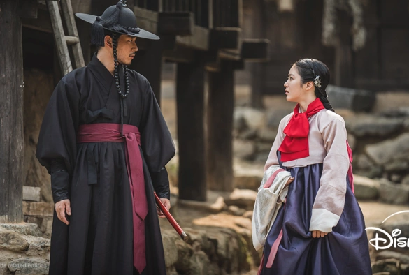 Кадр из дорамы Мутная вода