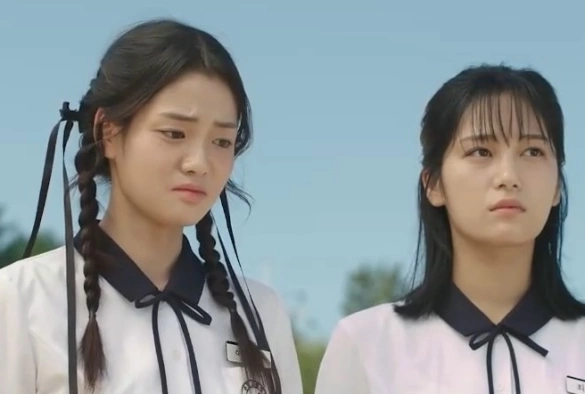 Кадр из дорамы Первая любовь