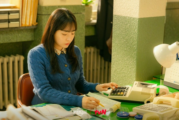 Кадр из дорамы Босс компании «Тайфун»