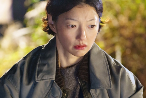 Кадр из дорамы Богомол