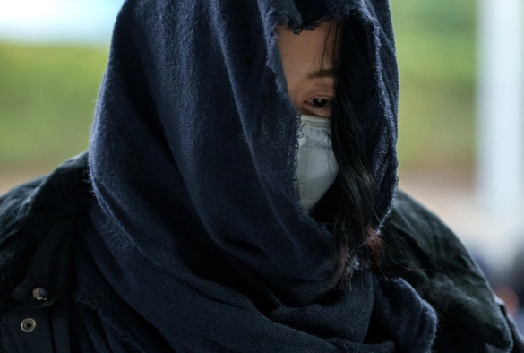 Кадр из дорамы Богомол