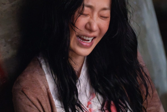 Кадр из дорамы Богомол