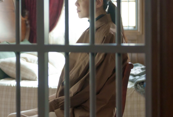 Кадр из дорамы Богомол