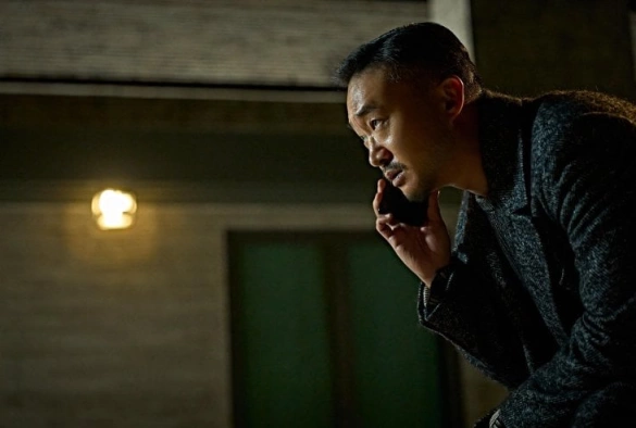 Кадр из дорамы Богомол