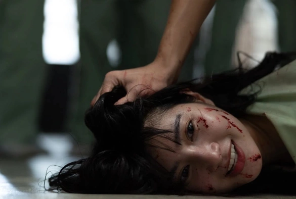 Кадр из дорамы КлэрБелл