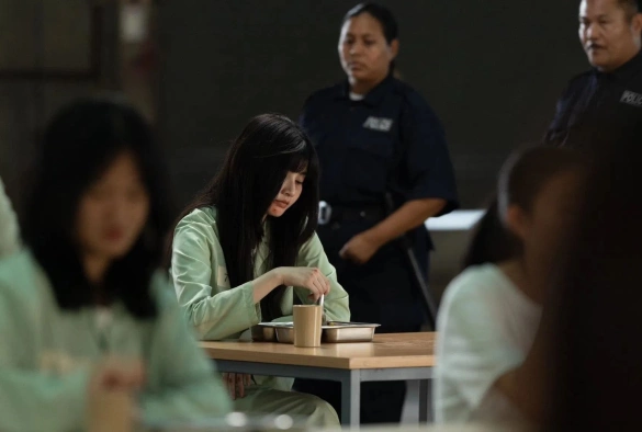 Кадр из дорамы КлэрБелл