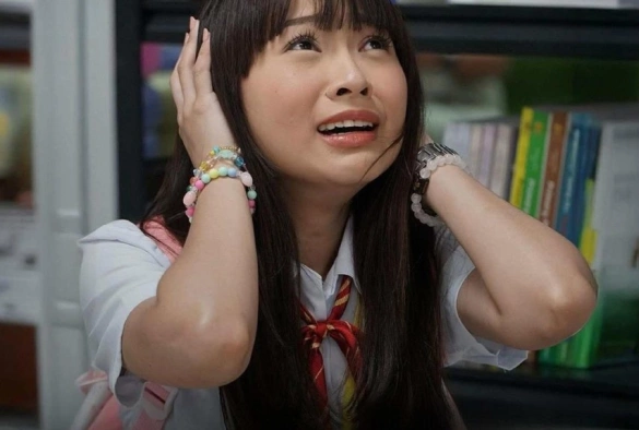 Кадр из дорамы Соблазнение Дрейка Пальмы