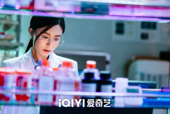 Кадр из дорамы Мёбиус