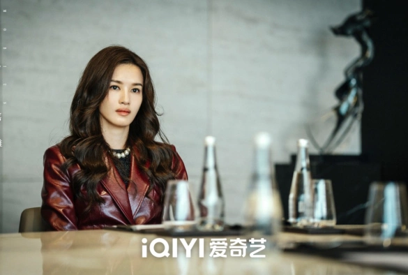 Кадр из дорамы Мёбиус