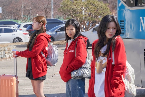 Кадр из дорамы На Луну!