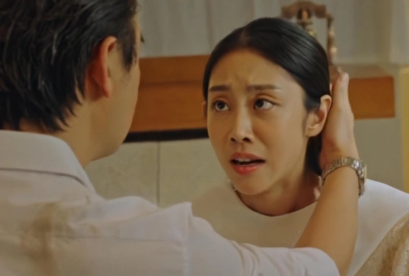 Кадр из дорамы Такси Делюкс