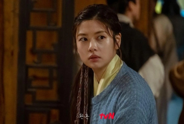 Кадр из дорамы Алхимия душ