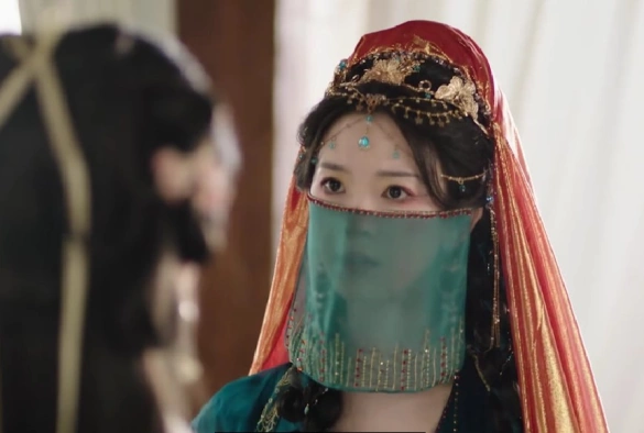 Кадр из дорамы Отголоски себя