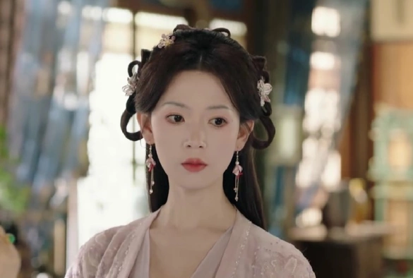 Кадр из дорамы Отголоски себя