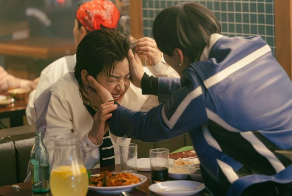 Кадр из дорамы Босс компании «Тайфун»