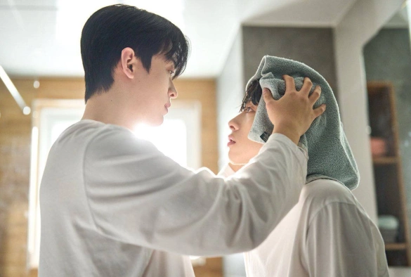 Кадр из дорамы Мой тайный вампир