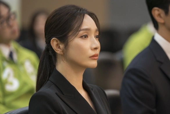 Кадр из дорамы Первая леди