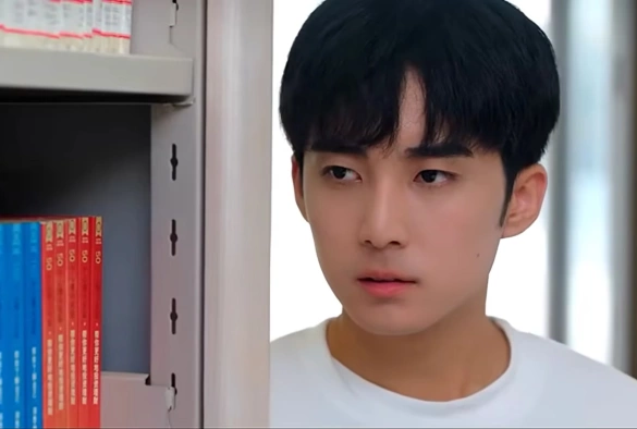 Кадр из дорамы Уравнение любви