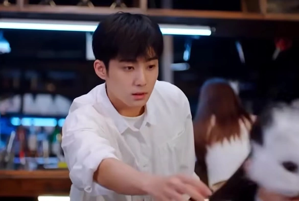 Кадр из дорамы Уравнение любви