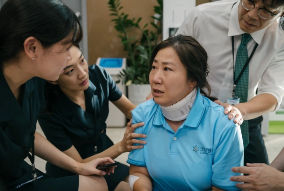 Кадр из дорамы Телефонные мошенники