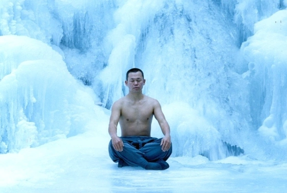 Кадр из дорамы Весна, лето, осень, зима... и снова весна