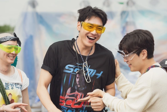 Кадр из дорамы Первая поездка