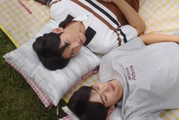 Кадр из дорамы Любовь никогда не угаснет