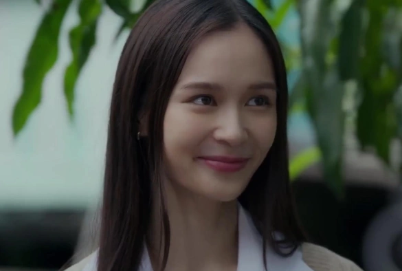 Кадр из дорамы Опасная королева