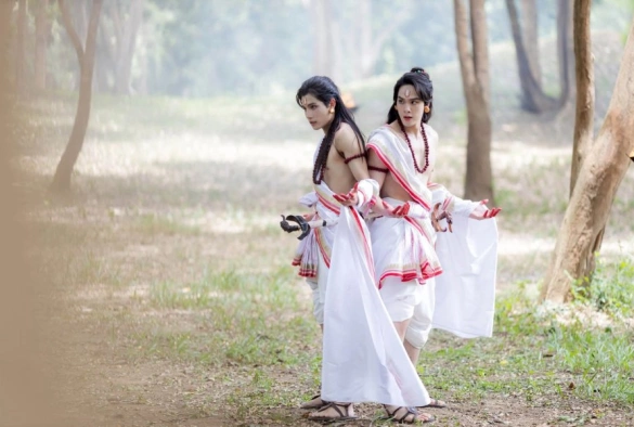 Кадр из дорамы Проклятая любовь