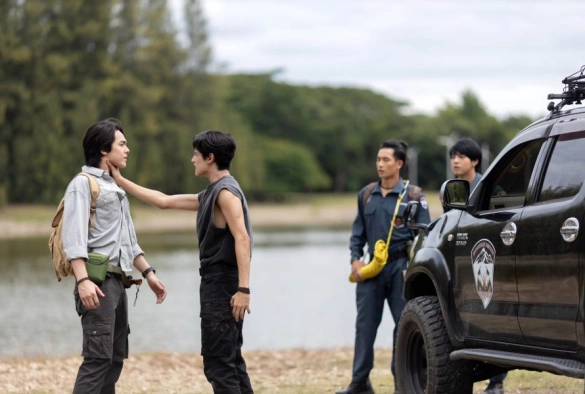 Кадр из дорамы Проклятая любовь