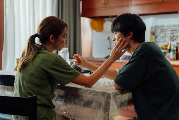 Кадр из дорамы Зомвивор