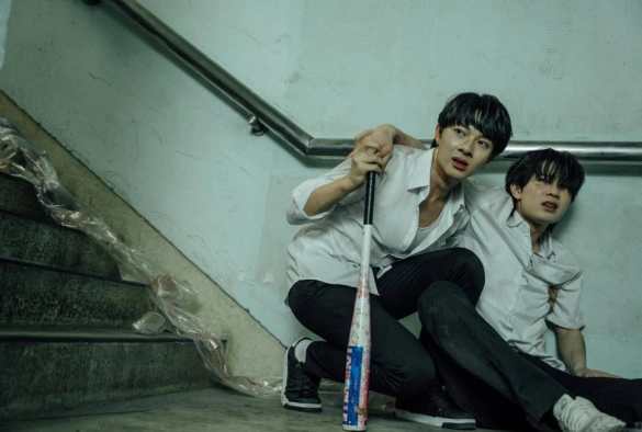 Кадр из дорамы Зомвивор