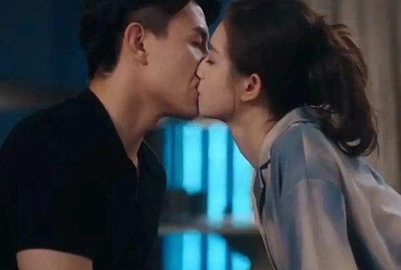 Кадр из дорамы Летняя роза