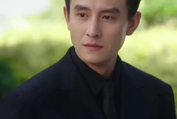 Кадр из дорамы Летняя роза