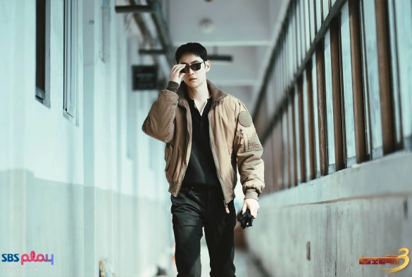 Кадр из дорамы Такси Делюкс 3 сезон