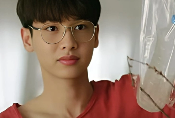 Кадр из дорамы Я тоже Ти