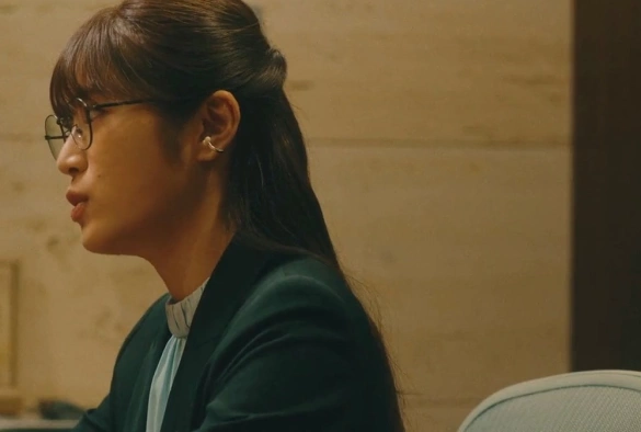 Кадр из дорамы Наш дом