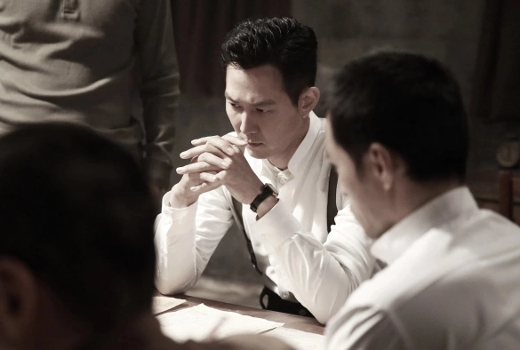 Кадр из дорамы Операция «Хромит»