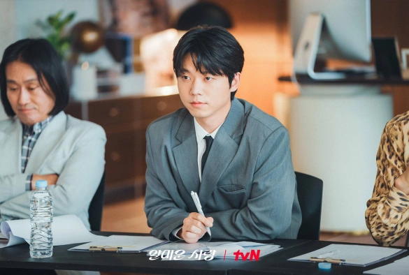 Кадр из дорамы Неприятно познакомиться