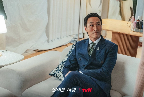 Кадр из дорамы Неприятно познакомиться