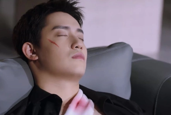 Кадр из дорамы Затаившаяся любовь