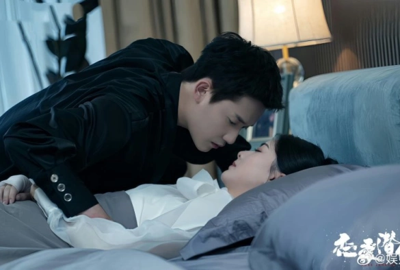 Кадр из дорамы Затаившаяся любовь