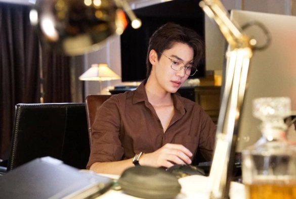 Кадр из дорамы Синдром выгорания