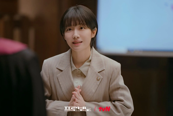 Кадр из дорамы Про Боно