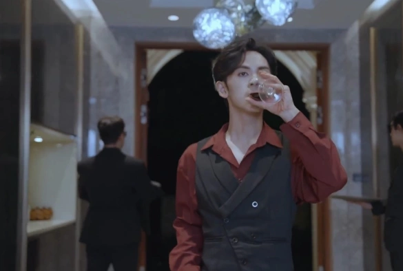 Кадр из дорамы Пленник Гу